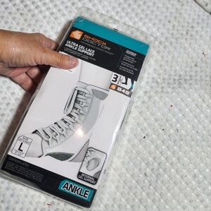 SHOCK DOCTOR NWT ULTRA GEL ANKLE SUPPORT